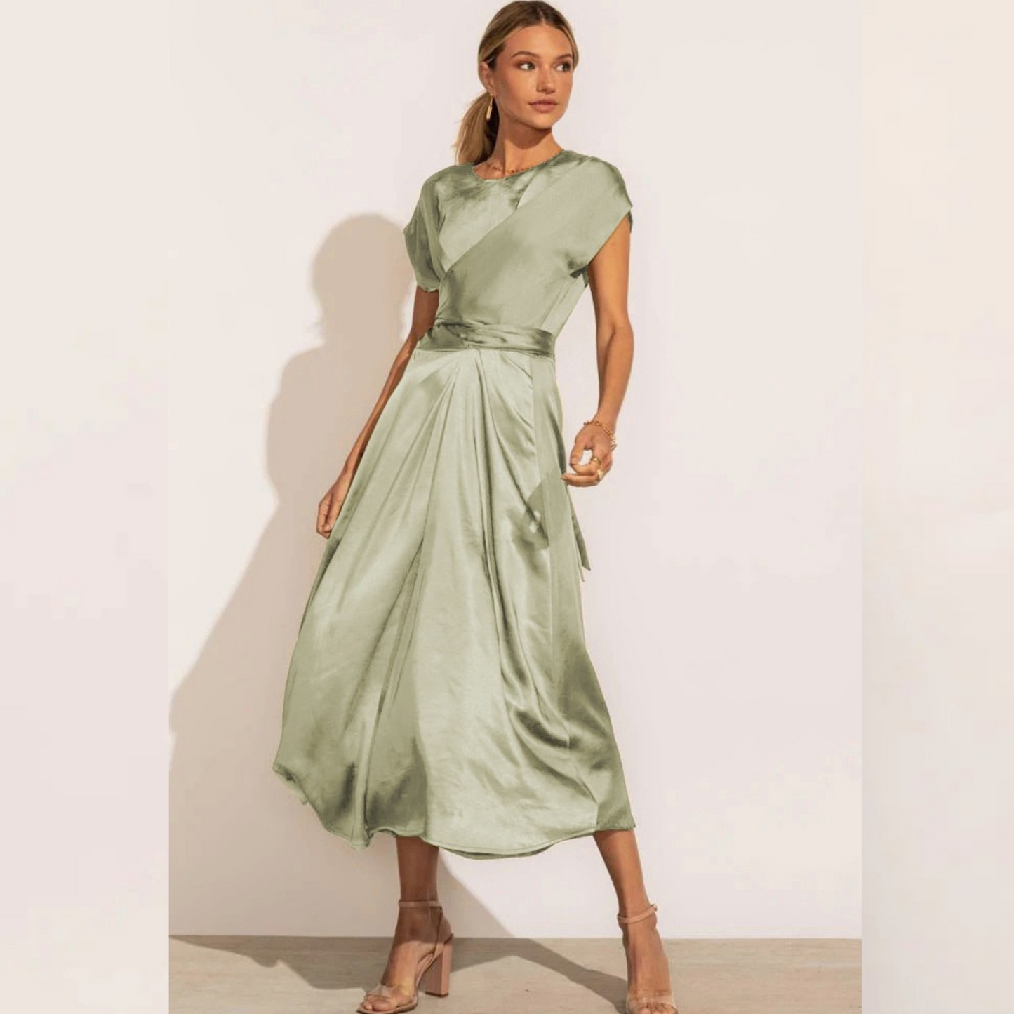 Robe du Soir Élégante en Satin