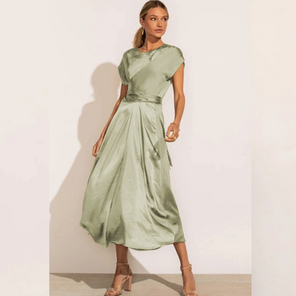 Robe du Soir Élégante en Satin