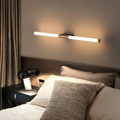 Lampe Murale Élégante en Laqué | Éclairage Raffiné et Design