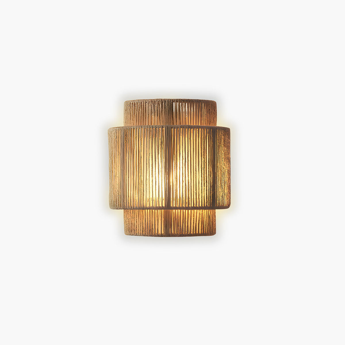 Lampe Murale Tressée en Fibre Naturelle – Déco Chalet Chic