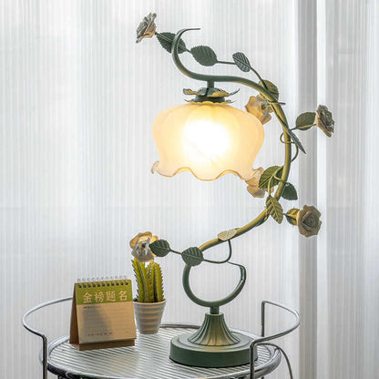 Lampe en Verre Romaine Élégante