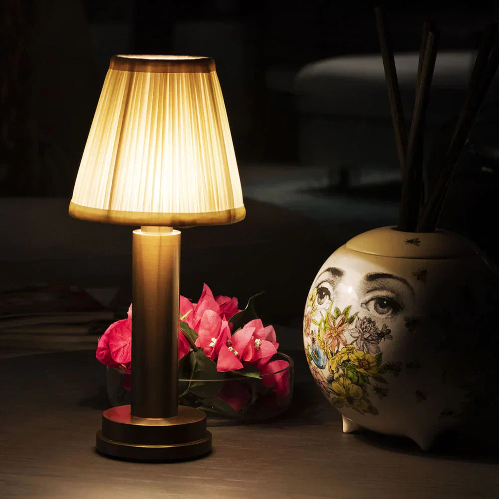 Lampe de Table Sans Fil Rechargeable Design Moderne avec Fonction de Gradation 3
