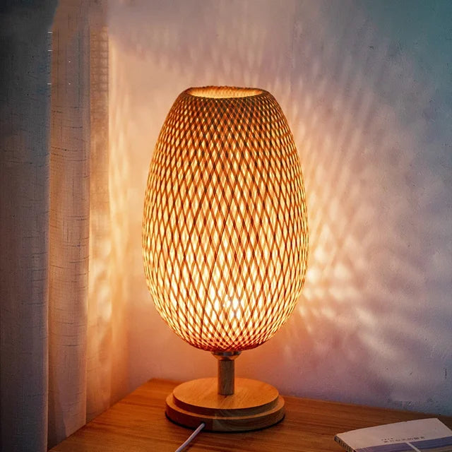 Lampe de Table Vintage Artisanale en Bois Durable 7