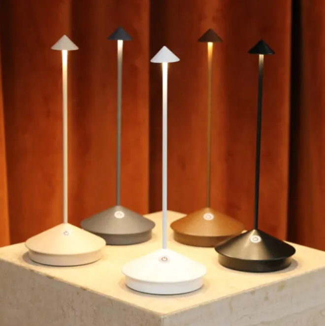 Lampe LED Portable Élégante – Éclairage Intérieur Flexible - Foivo