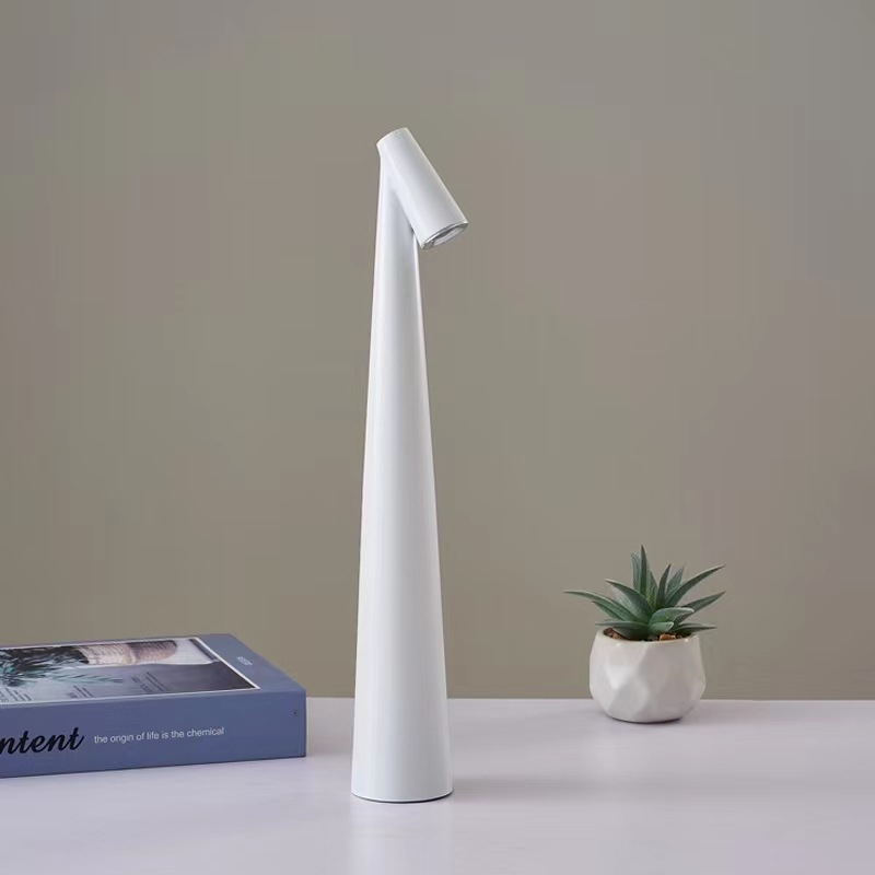 Lampe de Bureau Moderne et Raffinée