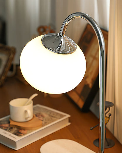 Lampe de Bureau Colorée en Verre | Finition Or et Abat-jour Fuchsia