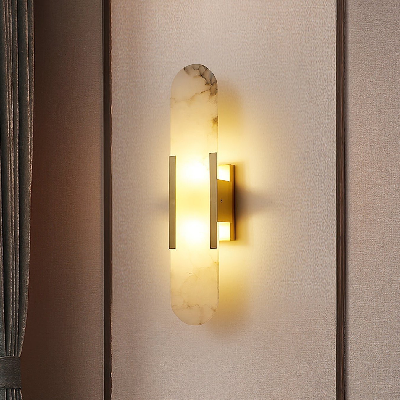 Lampe Murale Moderne en Pierre - Style Chic avec Accents Dorés - Foivo