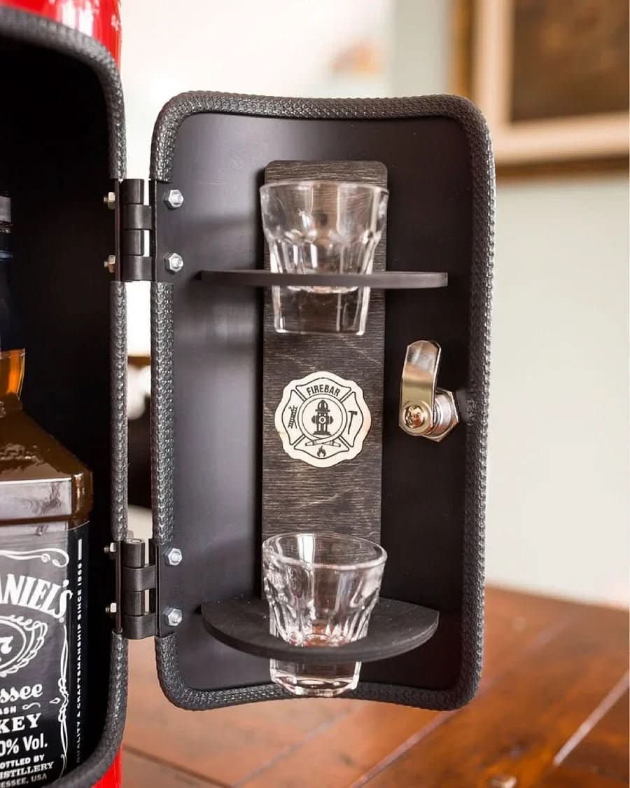 Mini Bar Caché Design Extincteur Pratique et Original 5