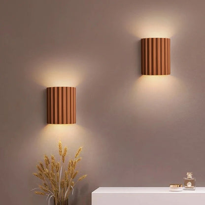 Lampe Murale Design LED Élégante en Résine Abordable