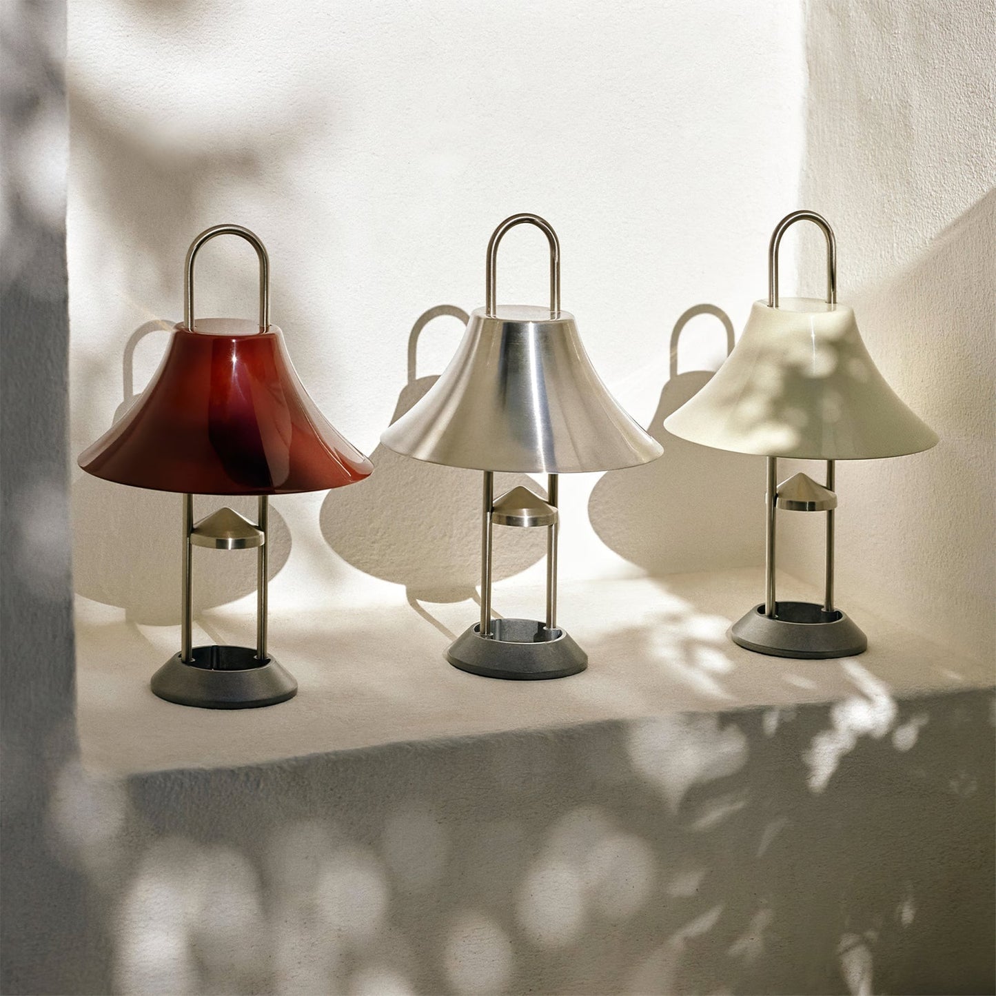 Lampe LED Compacte et Polyvalente