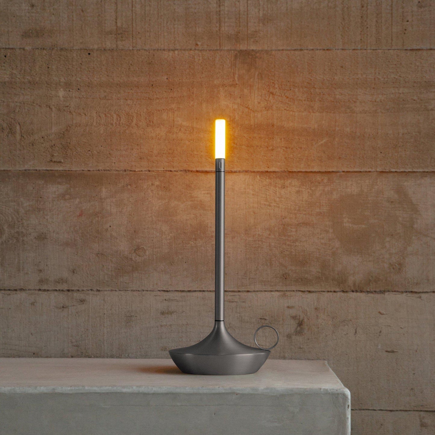 Lampe Design - Élégante et Chaleureuse avec Réglage de Luminosité