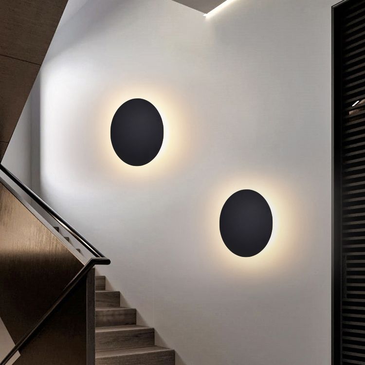 Lampe Murale Design en Acier | Élégante et Douce Lumière - Foivo