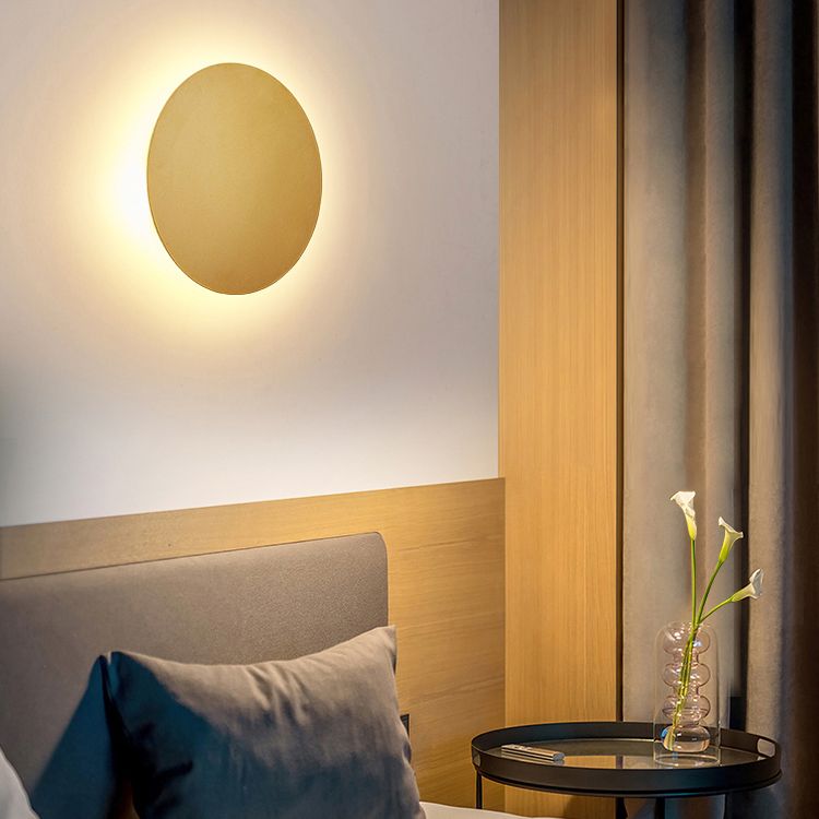 Lampe Murale Design en Acier | Élégante et Douce Lumière