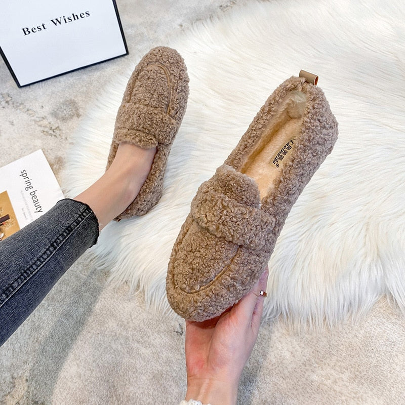 Pantoufles Confortables en Peluche Antidérapantes 7