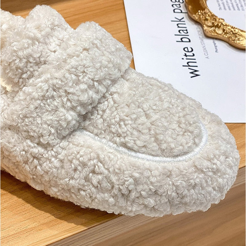 Pantoufles Femmes Confortables en Peluche 5