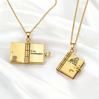 Collier Femme Médaillon Grave Livre Cadeau Maman Fille