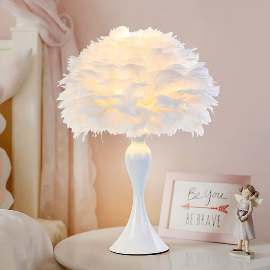 Lampe de Table Décorative en Plumes Blanc Style Scandi - blxckfr