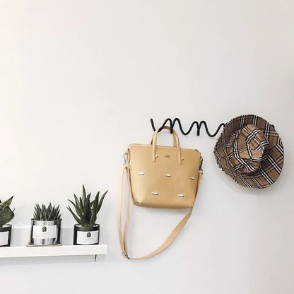 Porte-manteau Mural Fer Forgé Design Ondulé avec Crochets