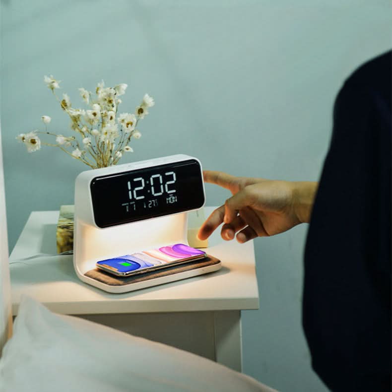 Réveil Numérique Multifonction avec Lampe LED et Chargeur Intégré 3