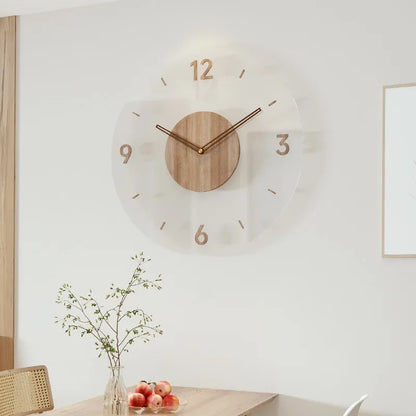 Horloge Murale Bois Clair Moderne et Discrète