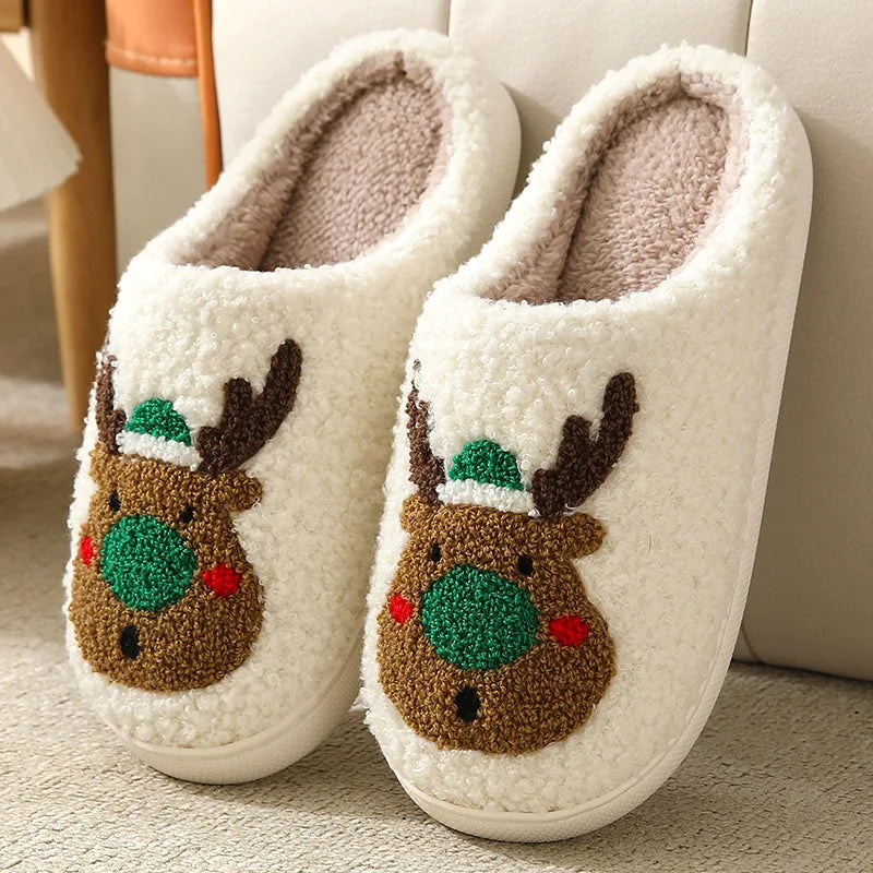 Chaussons douillets femme broderies de Noël