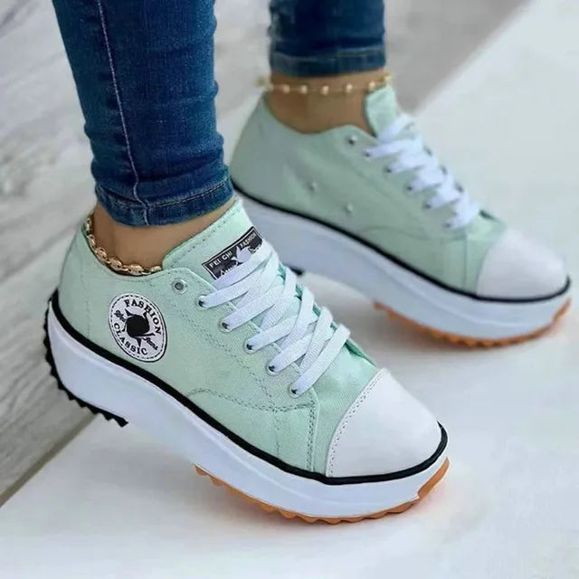 Chaussures de sport à la mode