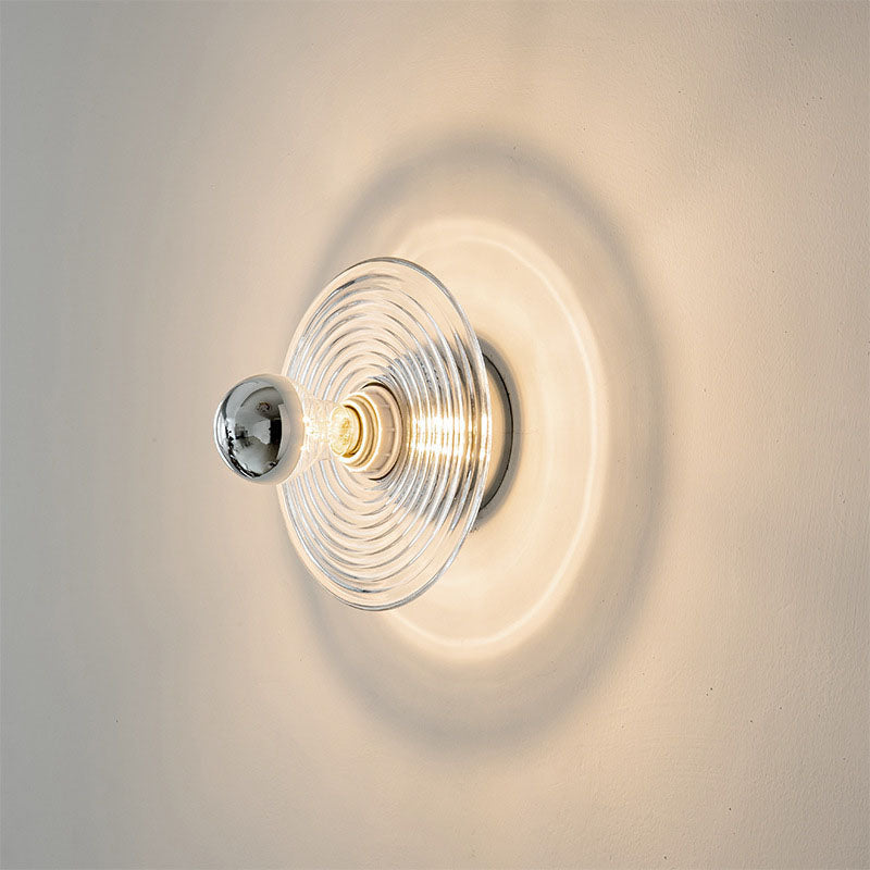Lampe murale élégante en verre pour un éclairage chaleureux