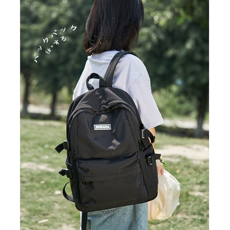 Sac à dos femme polyvalent au design moderne 8