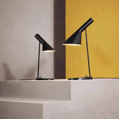 Lampe de Bureau Élégante en Laqué - Foivo