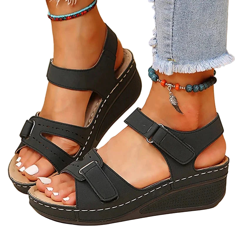 Sandales de Randonnée Femme Confortables avec Adhérence Optimale 1