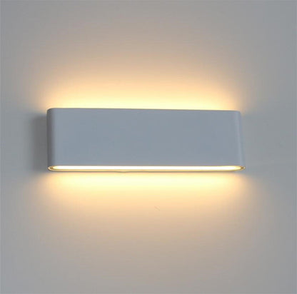 Lampe Murale LED Extérieur Robuste et Économe