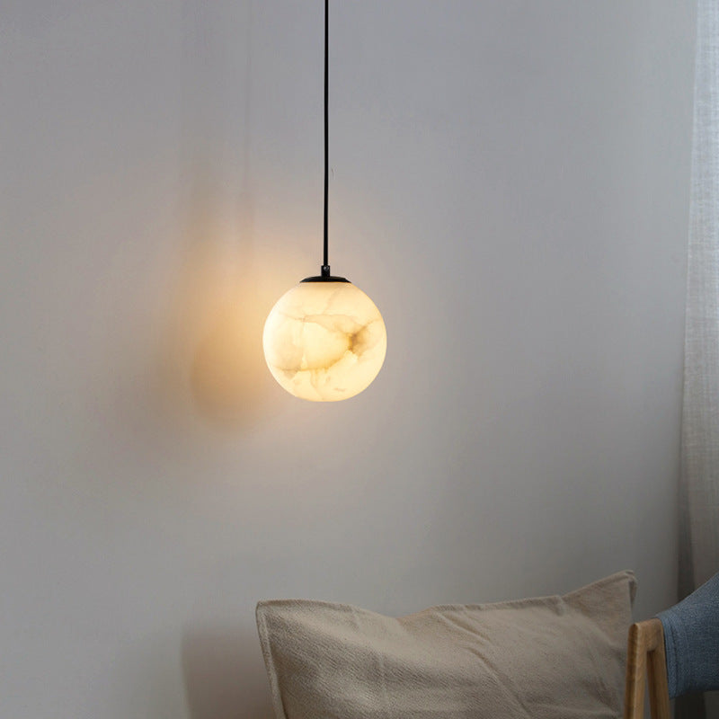 Luminaire Suspendu en Marbre Élégant et Chic