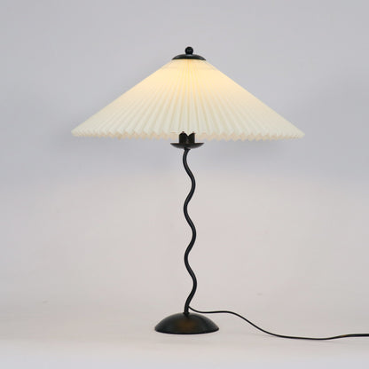 Lampe de Table Design Élégant - Luminaire Moderne Ondoyant pour Maison et Bureau