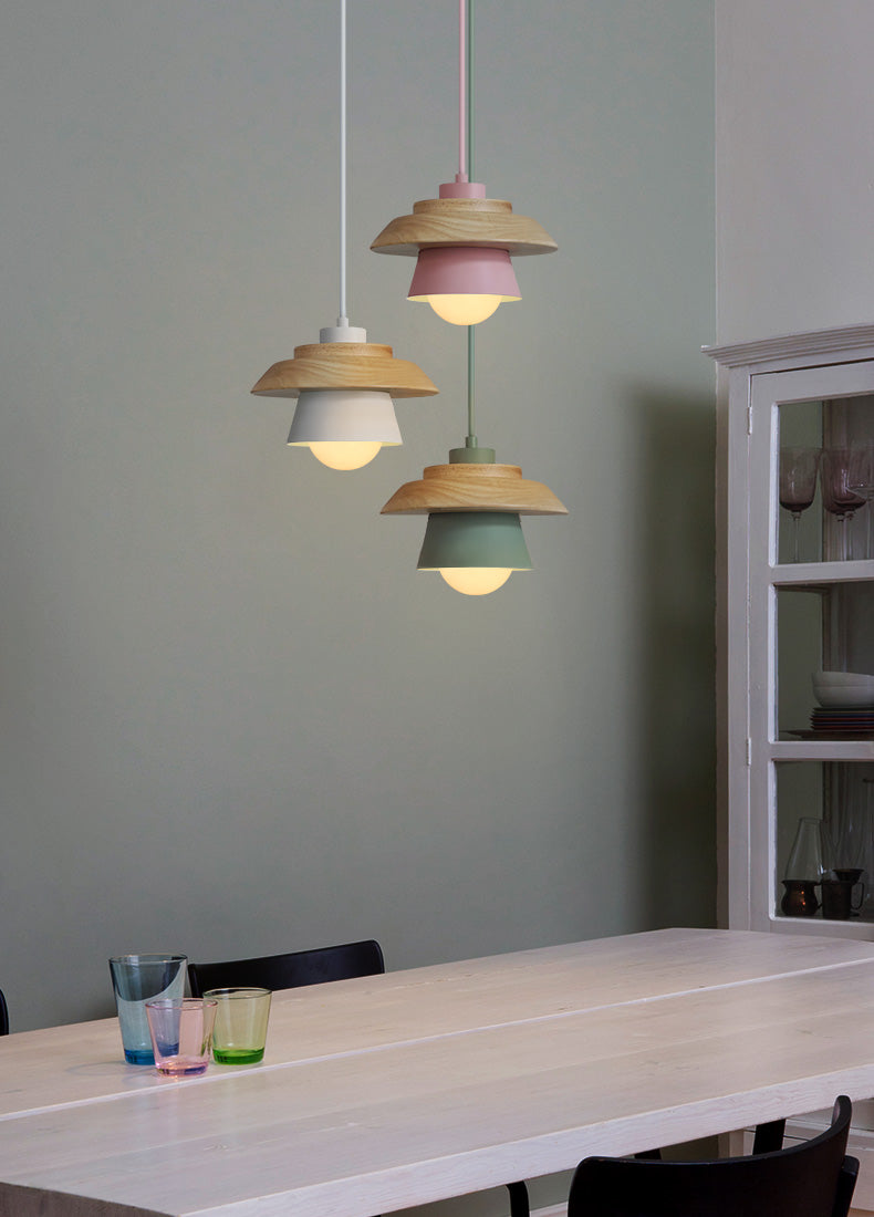 Suspension en Bois Nordique Moderne 2