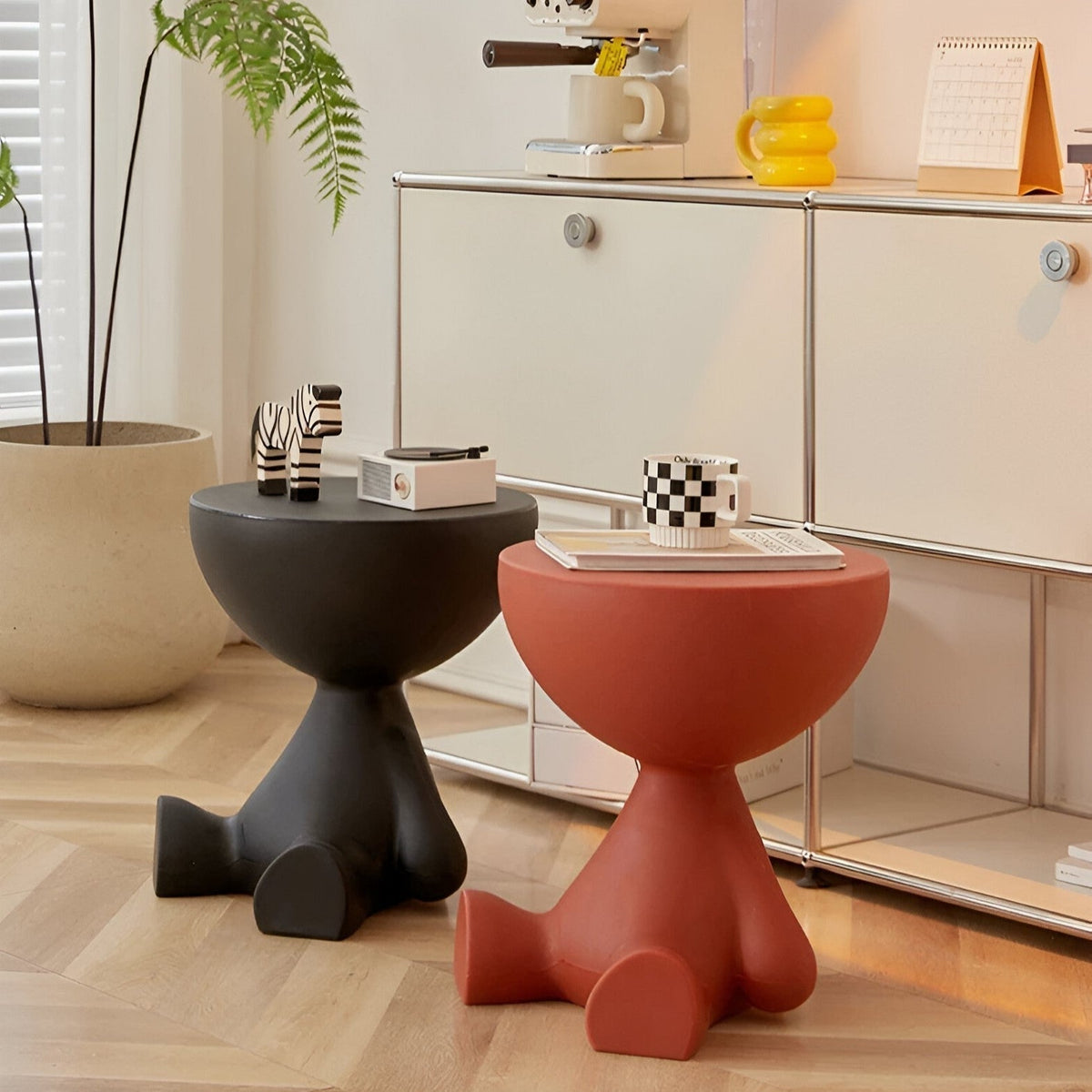 Table basse ronde Unisexe en plastique design fonctionnel