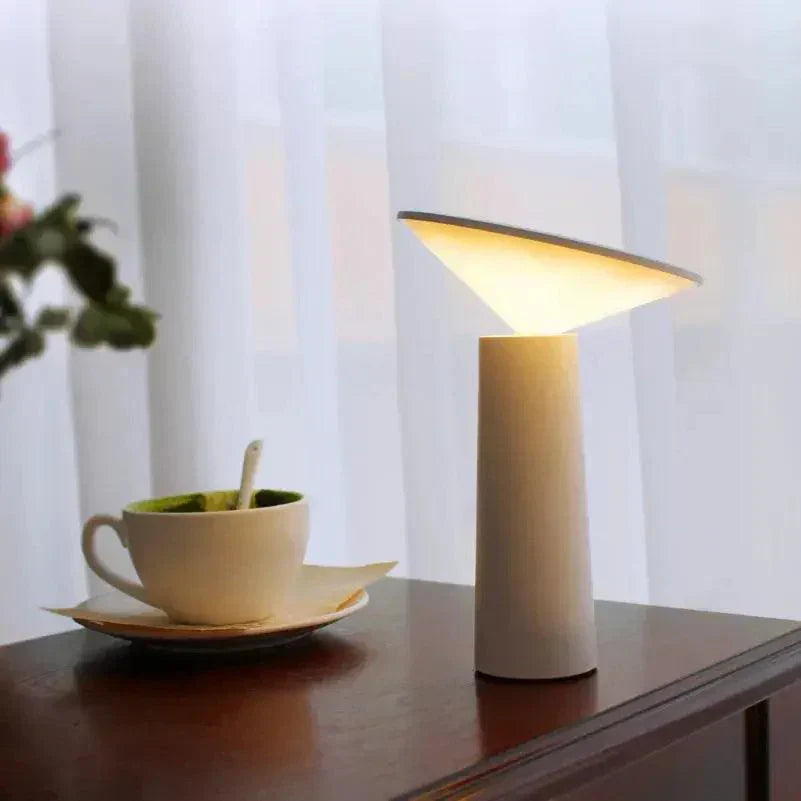 Lampe LED Portable et Élégante avec Télécommande