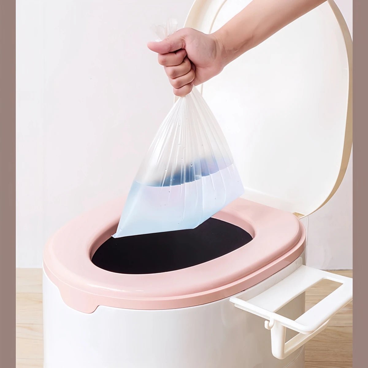 Toilettes Mobiles d'Urgence avec Porte-Papier 4