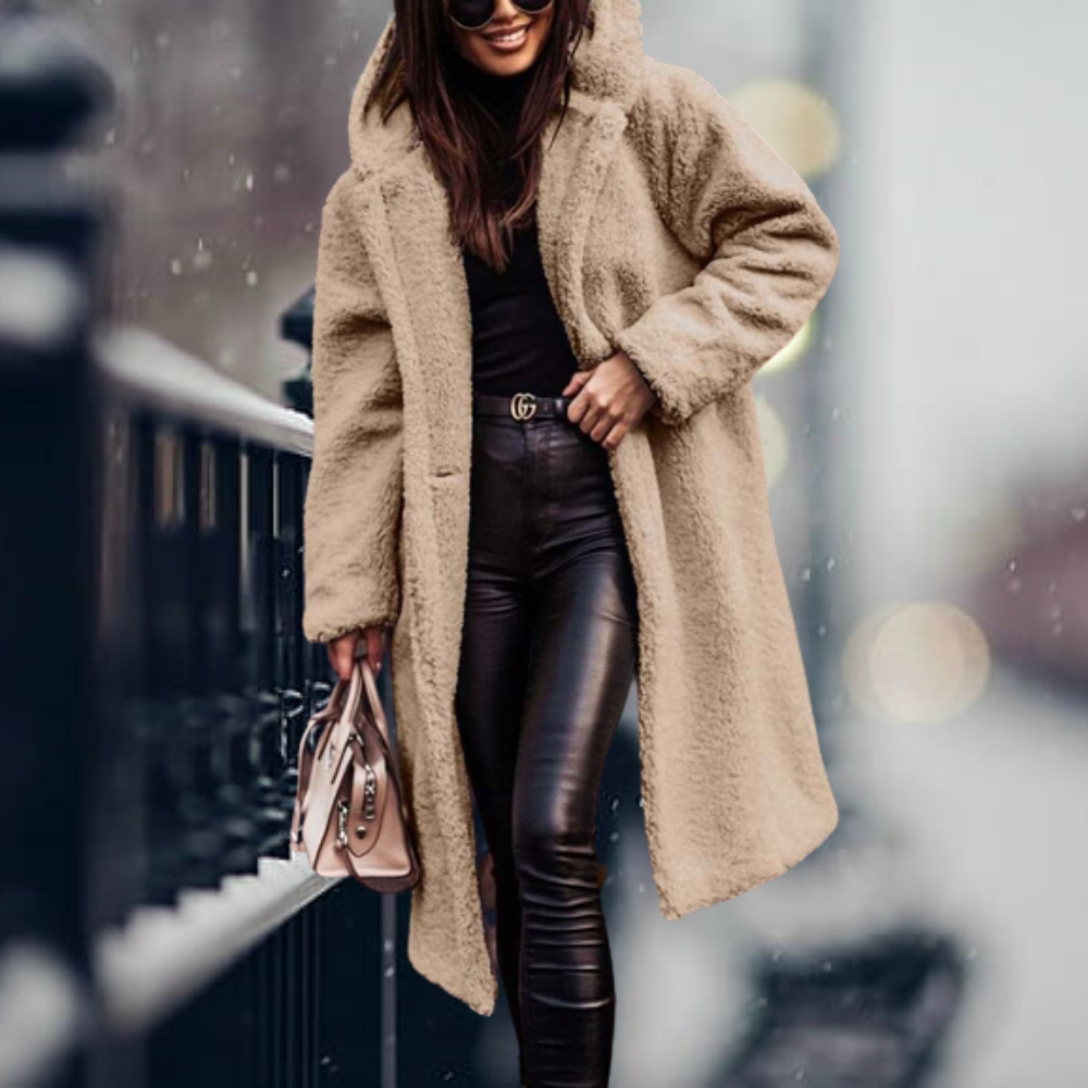 Veste longue en fausse fourrure douce et élégante