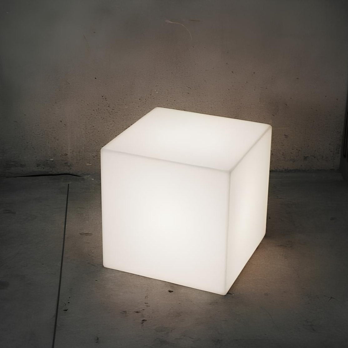 Lampe Extérieure LED Design – Éclairage Solaire Réchargeable avec Commande à Distance