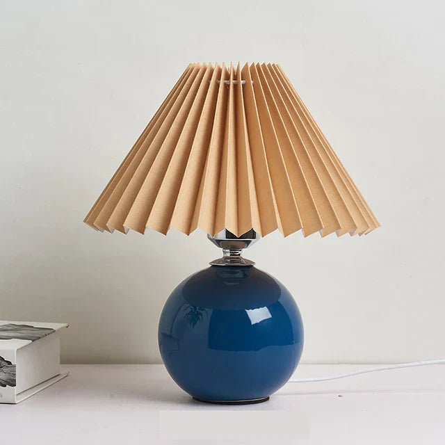 Lampe de Table Élégante aux Ombres Plissées - Éclairage de Chevet Rétro Charmant