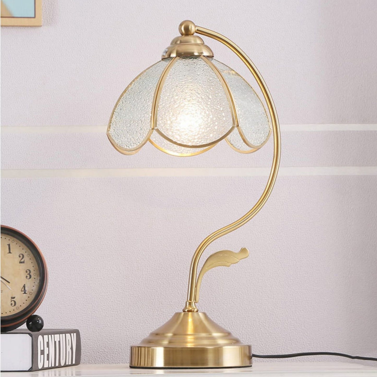Lampe de Table en Verre Délicat | Chic et Raffinée
