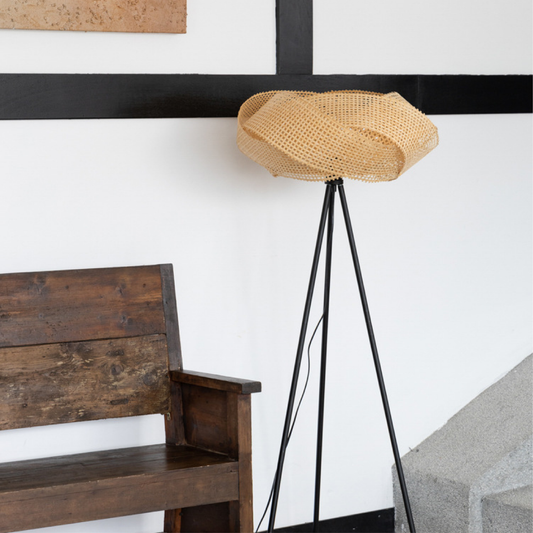 Lampe de Sol en Bambou Moderne Élégante - Foivo
