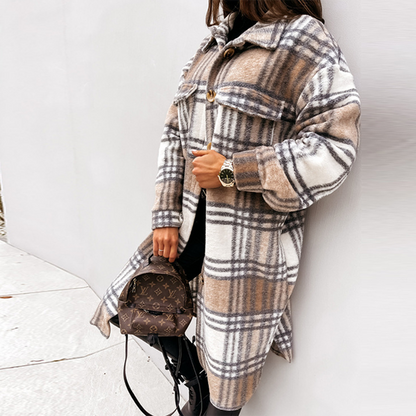 Manteau long à carreaux chic pour femme hiver