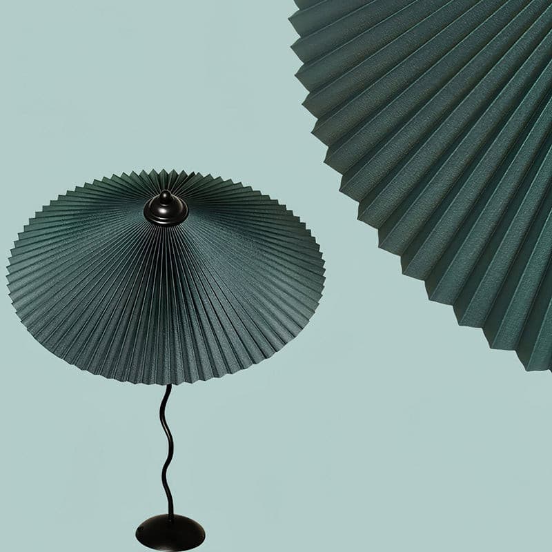 Lampe de Bureau Raffinée | Abat-Jour Brodé et Décoratif