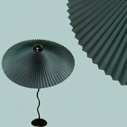 Lampe de Bureau Raffinée | Abat-Jour Brodé et Décoratif