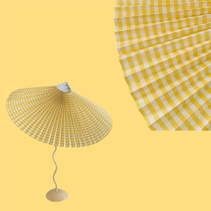 Lampe de Bureau Raffinée | Abat-Jour Brodé et Décoratif
