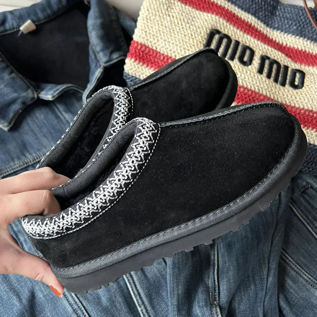 Bottes Plates Mini Femme Fourrure - Chaussures Hiver Élégantes