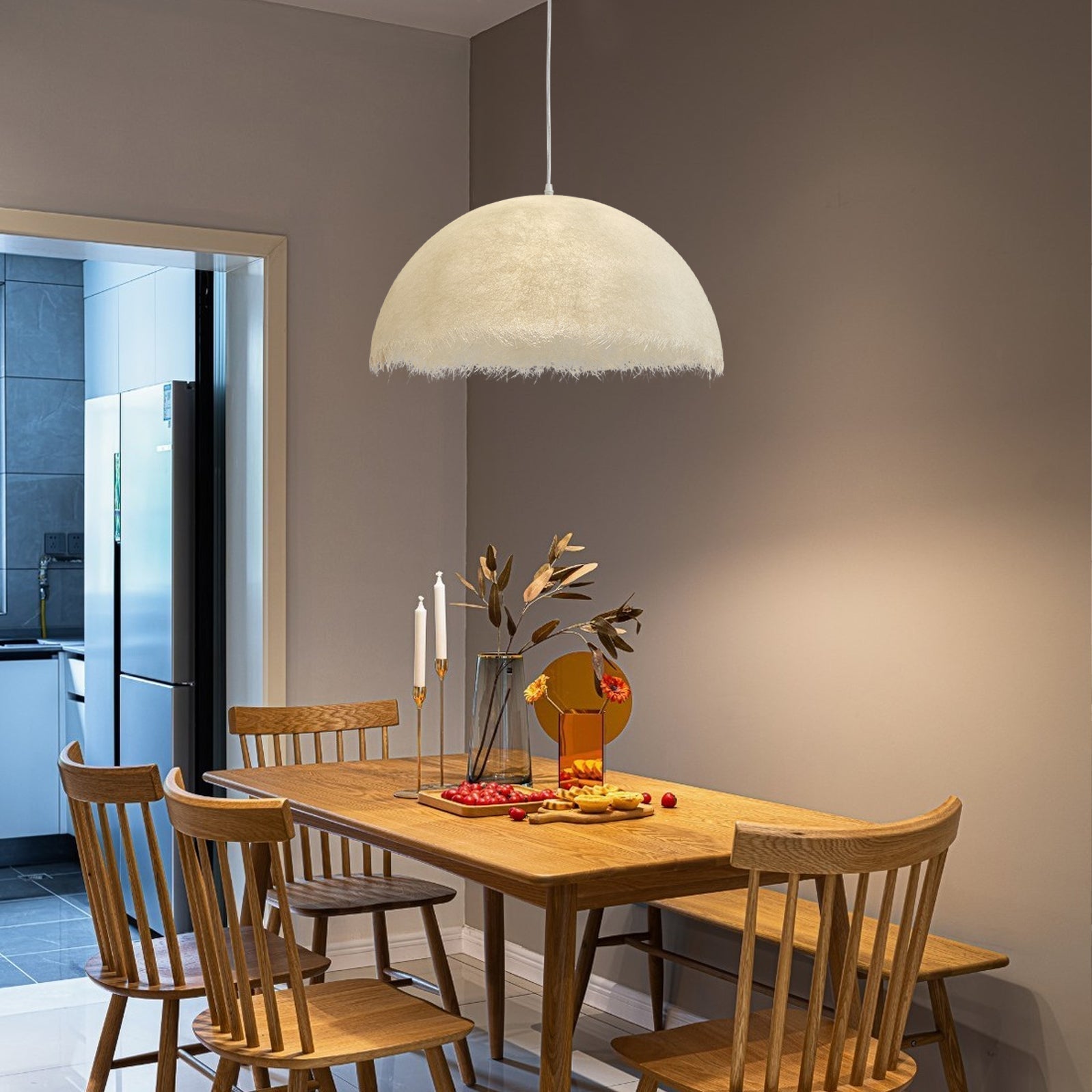 Luminaire Suspendu Élégant en Métal et Résine avec LED Intégré - Foivo