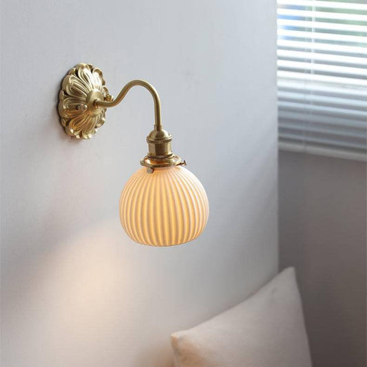 Lampe Murale Design en Métal et Faïence - Chic Intérieur Élégant - Foivo