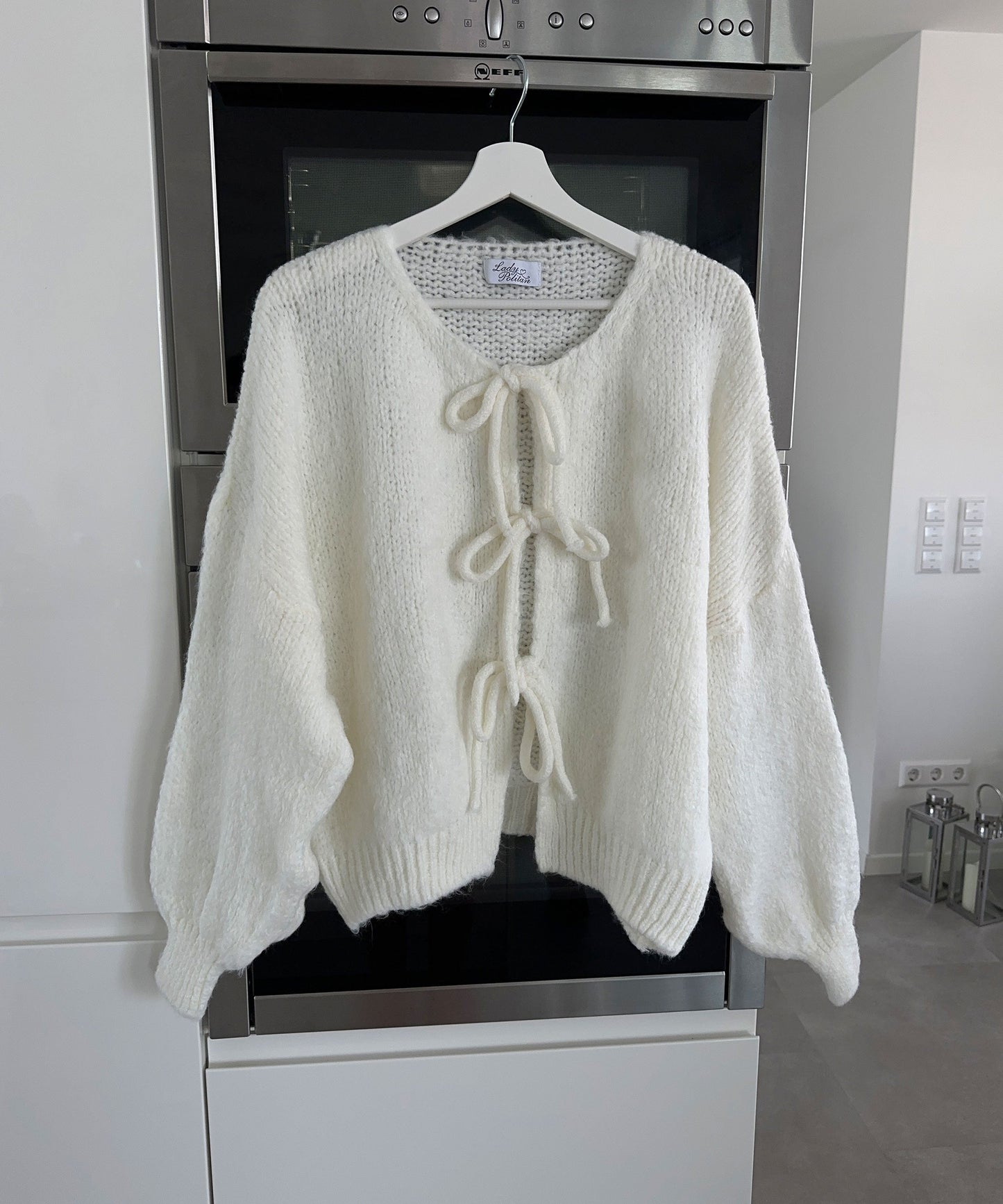 Veste Tricotée Blanche Élégante